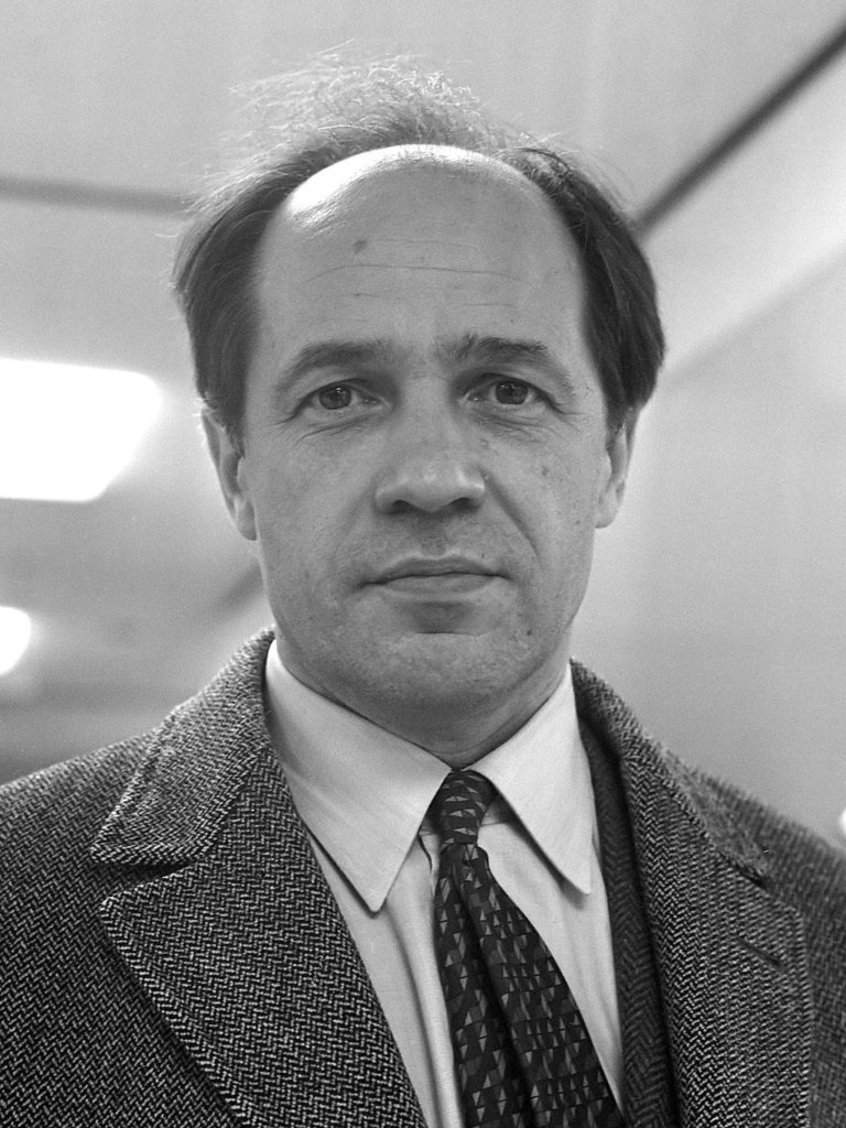 1024px-Pierre_Boulez_(1968)