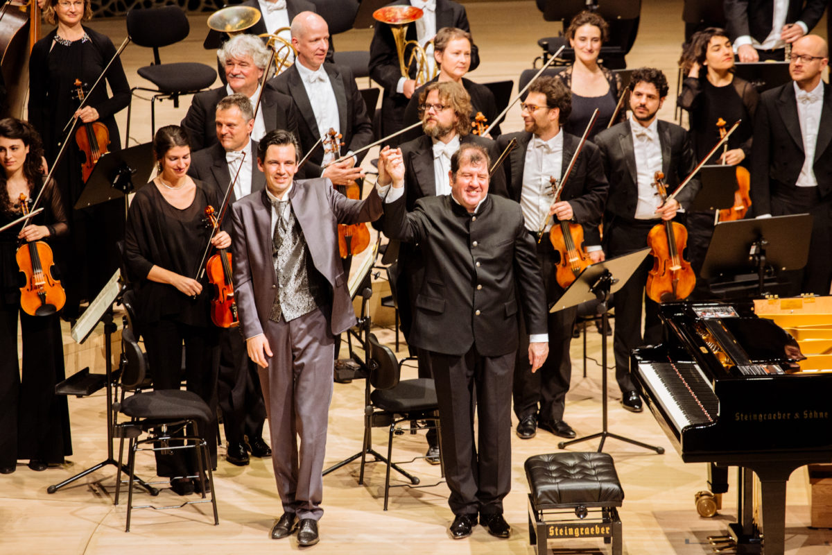 Dresdner Festspielorchester, Martin Stadtfeld, Jan Vogler, Ivor Bolton,  Elbphilharmonie