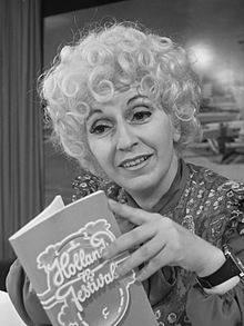 220px-Cathy_Berberian_(1972)