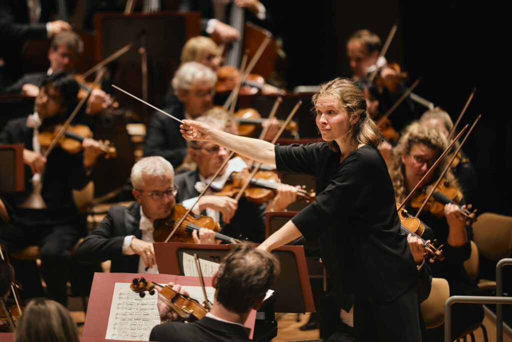 230912_mfb23_ Münchner-Philharmoniker_Philharmonie-Großer-Saal_c_Fabian_Schellhorn__014
