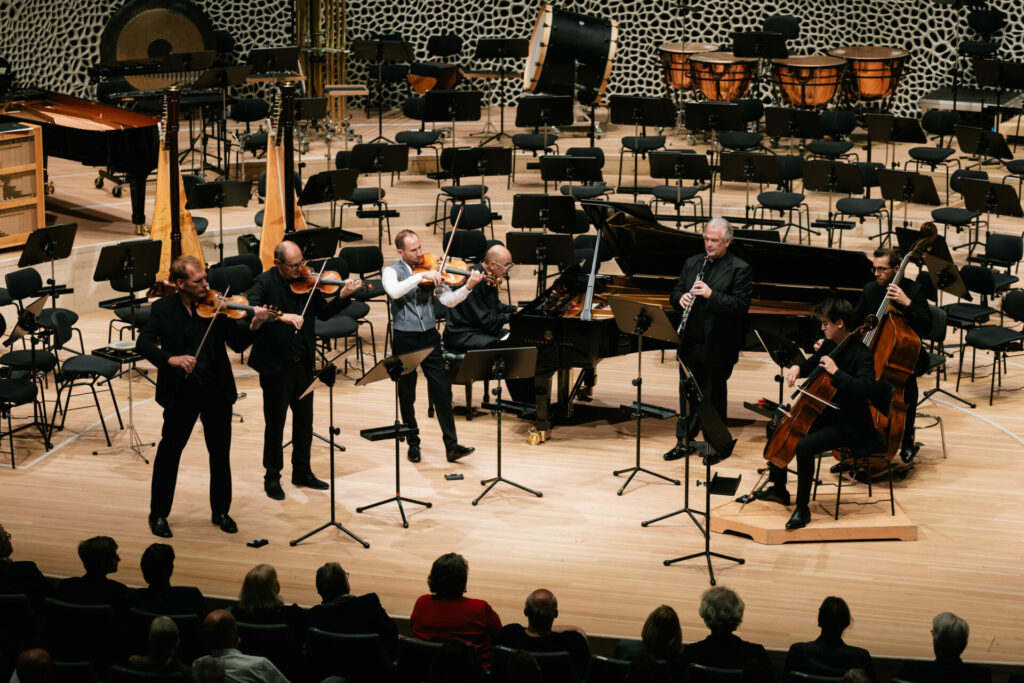 SWR Symphonieorchester / Antoine Tamestit / Teodor Currentzis