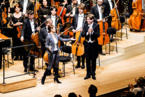 Auf den Punkt 51: Klaus Mäkelä macht in Risikomanagement  Elbphilharmonie, 2. April 2025