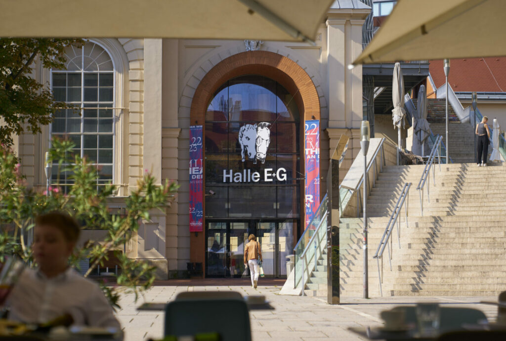 50873_halle_e__1PR4804