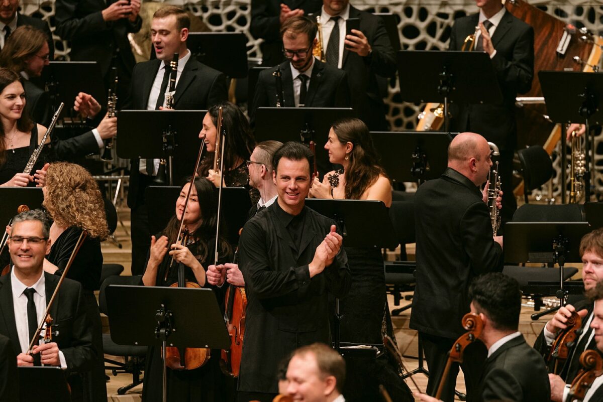 musicAeterna, Teodor Currentzis, Dmitri Schostakowitsch  Elbphilharmonie, Hamburg, 28. November 2021
