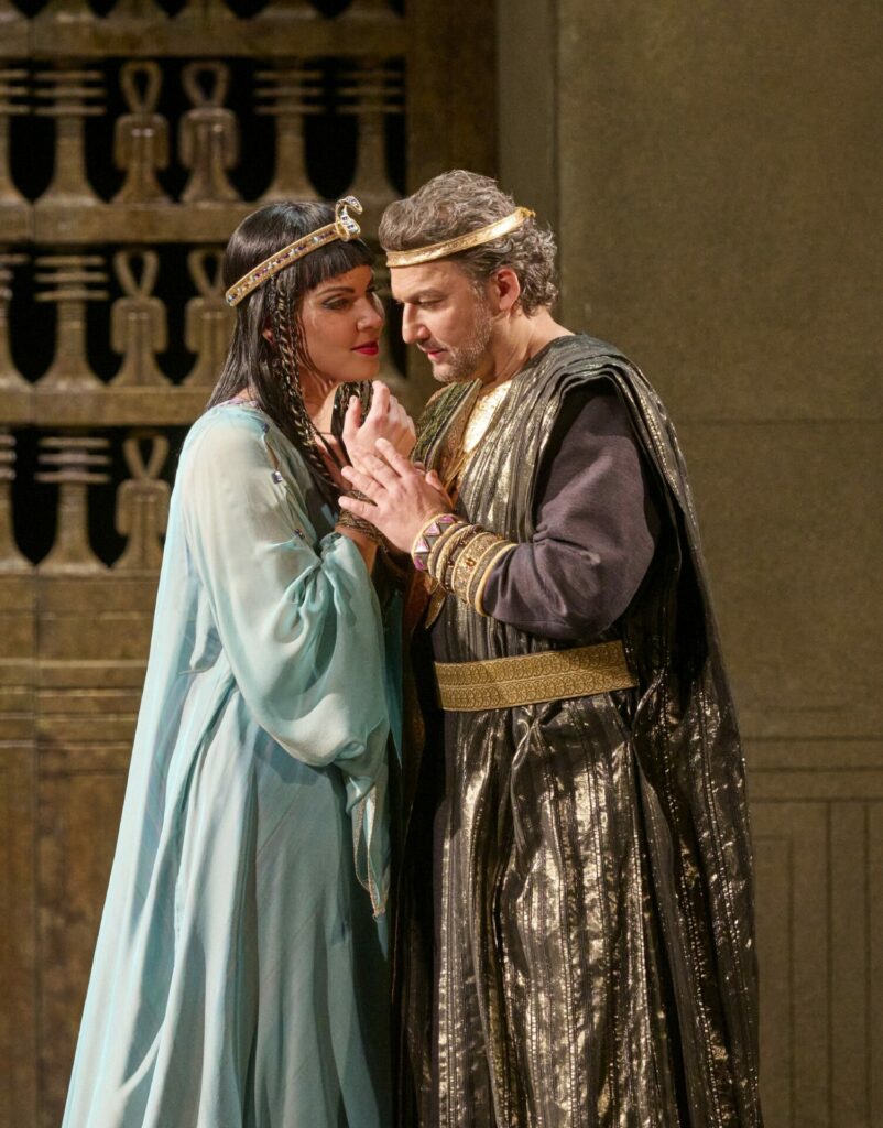 Aida_42_GARANCA_KAUFMANN-1