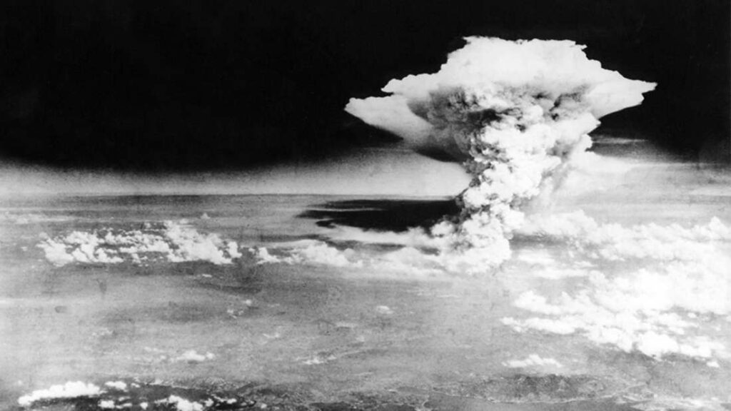 Atom 1945-tod-ueber-die-japanischen-staedte-hiroshima-und-nagasaki-3pxyddwbybfe