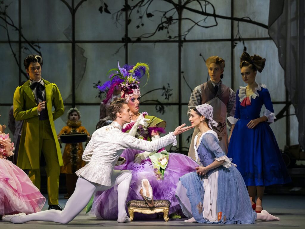Cinderelle-4c37-87c0-26e52cedbff4_52777659938_53d9c2dc9e_o