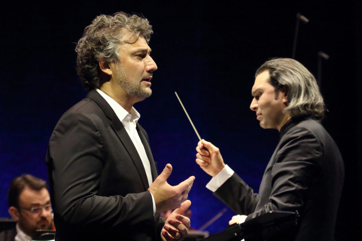 Jonas Kaufmann, Advents-Benefizkonzert,  Bayerische Staatsoper, München, Live-Stream am 14. Dezember 2020