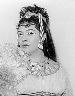 Fiorenza_Cossotto_Aida_April_1963