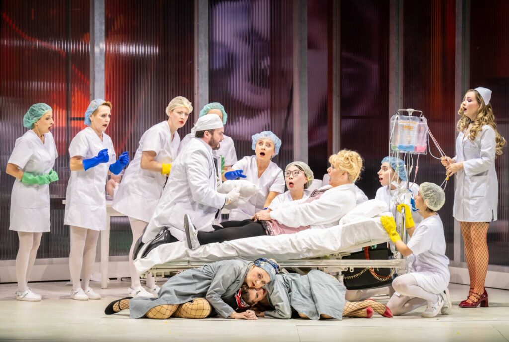 Frau ohne SchattenOper BonnRegie: Peter KonwitschnyPremiere am  16.11.2025