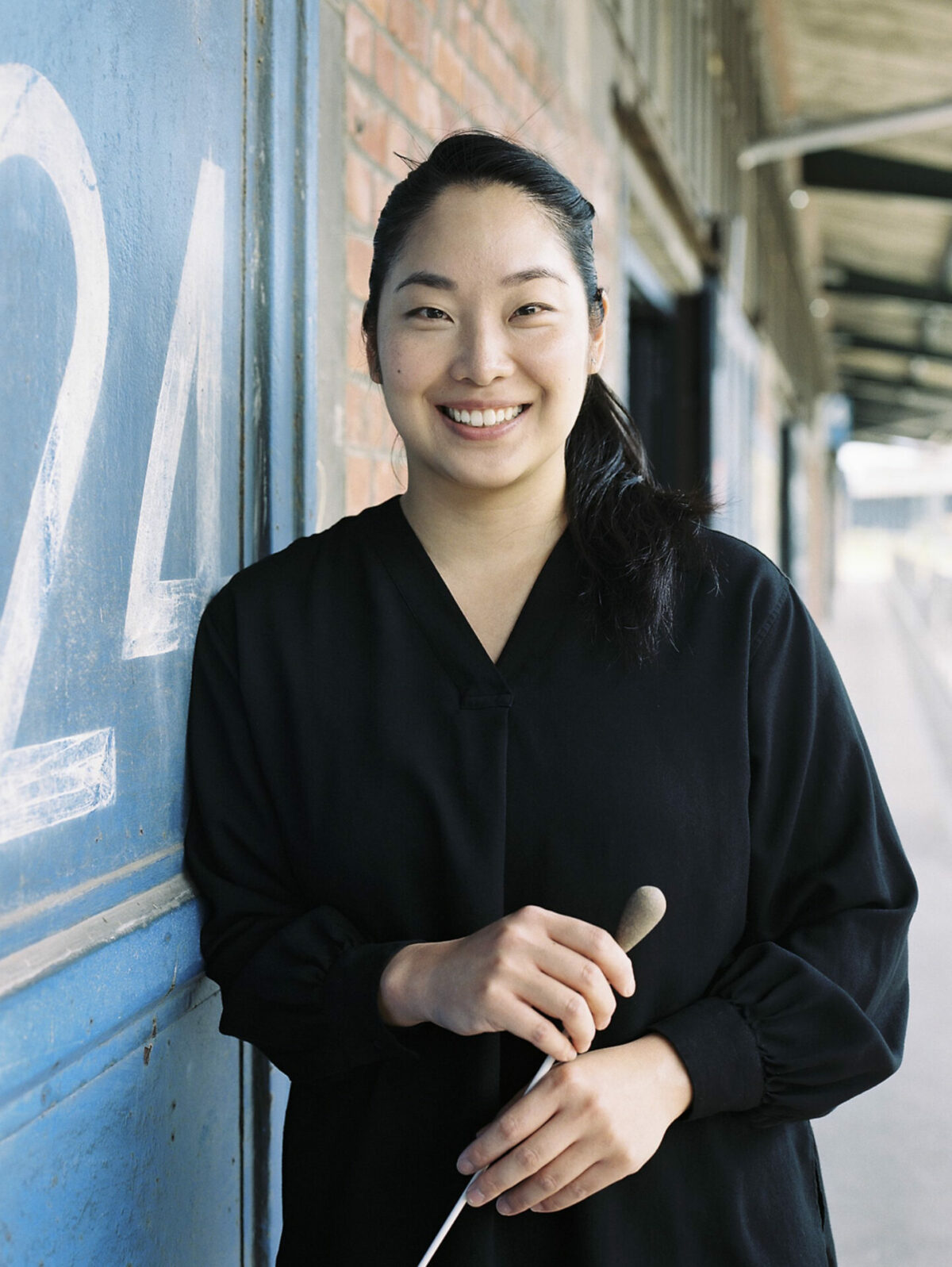 Holly Hyun Choe, Dirigentin, Schleswig-Holstein Festival Orchester  Musik- und Kongresshalle Lübeck, 13. Juli 2024
