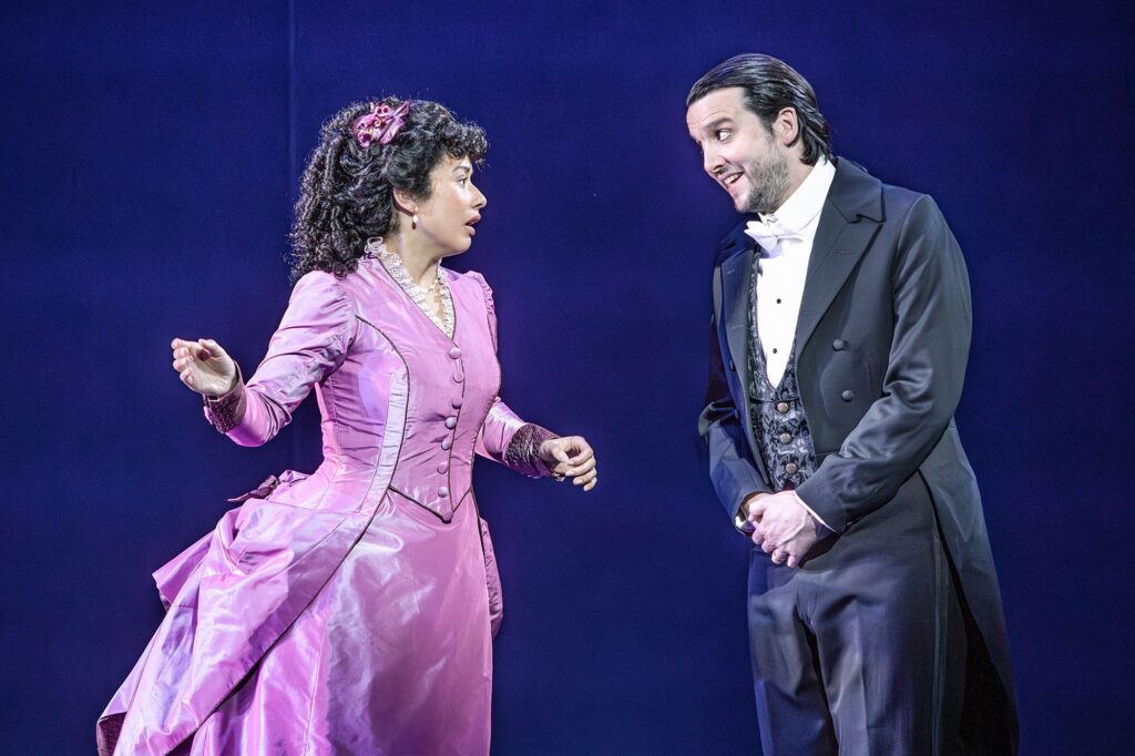 Isabelle-Peters-William-Morgan-ENOs-The-Pirates-of-Penzance-2024-©-Craig-Fuller-