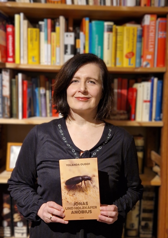 Jolanta mit dem Buch