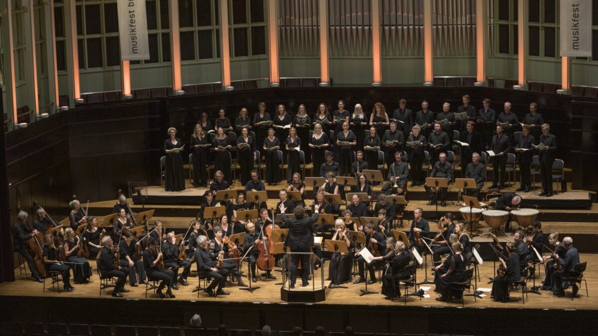 Musikfest Bremen, Finan Jones & The Constellation Choir & Orchestra  Das Bremer Konzerthaus Die Glocke, 28. August 2026