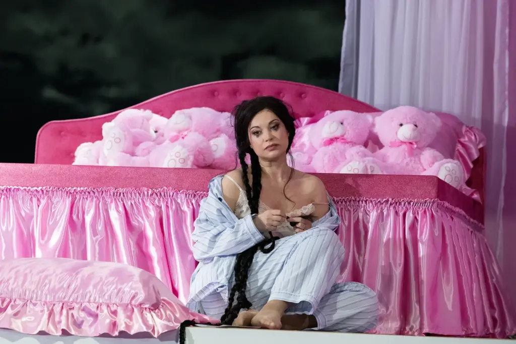 Madama_Butterfly_OHP_©_Cordula_Treml_PRESSE_DSC_3139~-~media–08a5fdd3–query@2x.9692d730