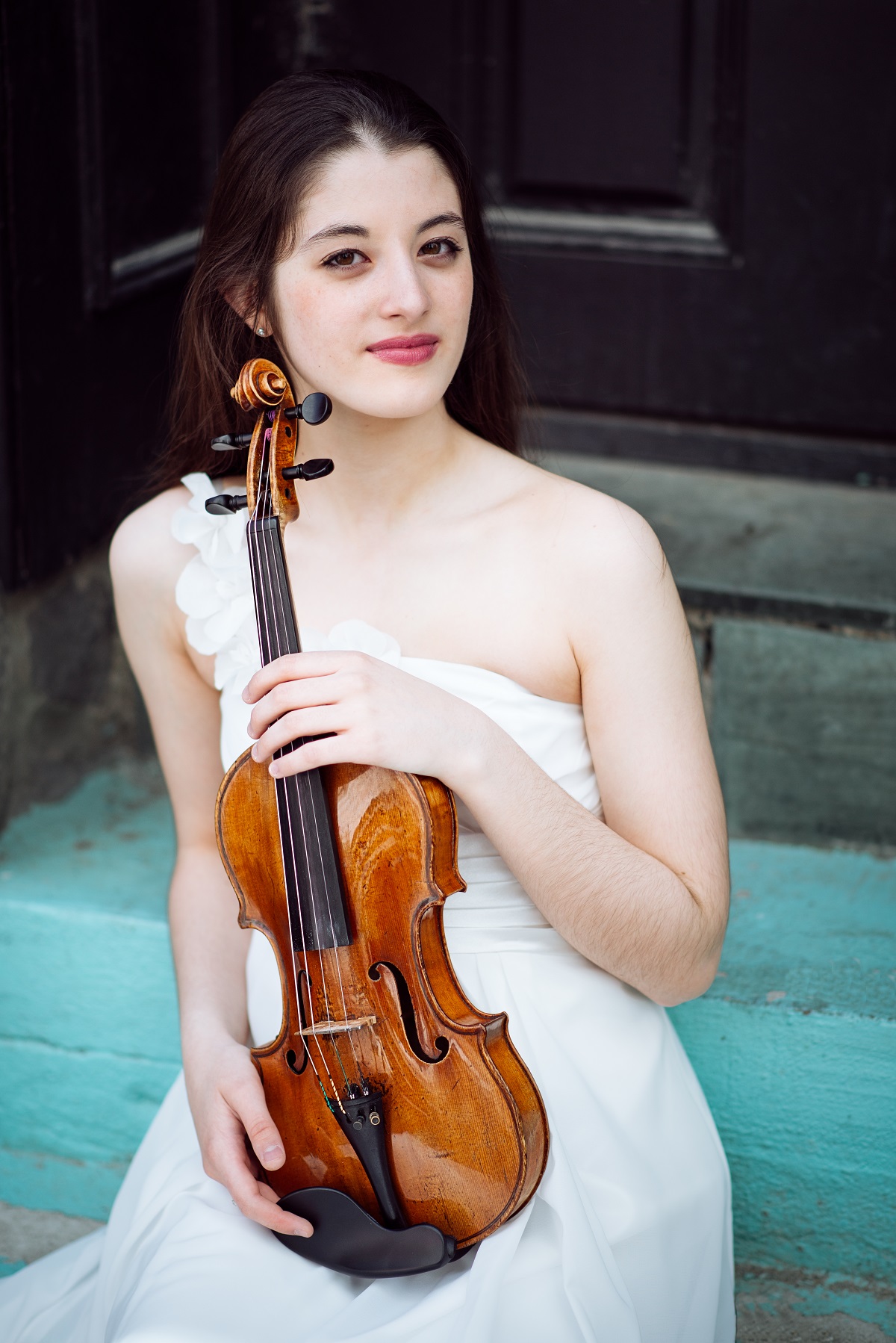 Rising Stars 55: María Dueñas, Violine – der gute Musikgeschmack der Eltern wies einer Blitzkarriere den Weg  klassik-begeistert.live, 4. Juli 2024