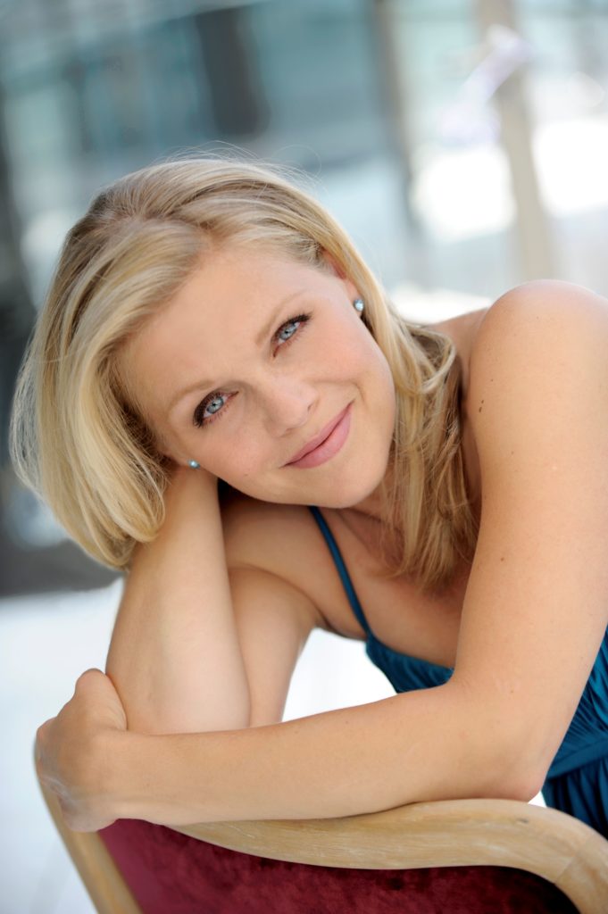 Miah Persson