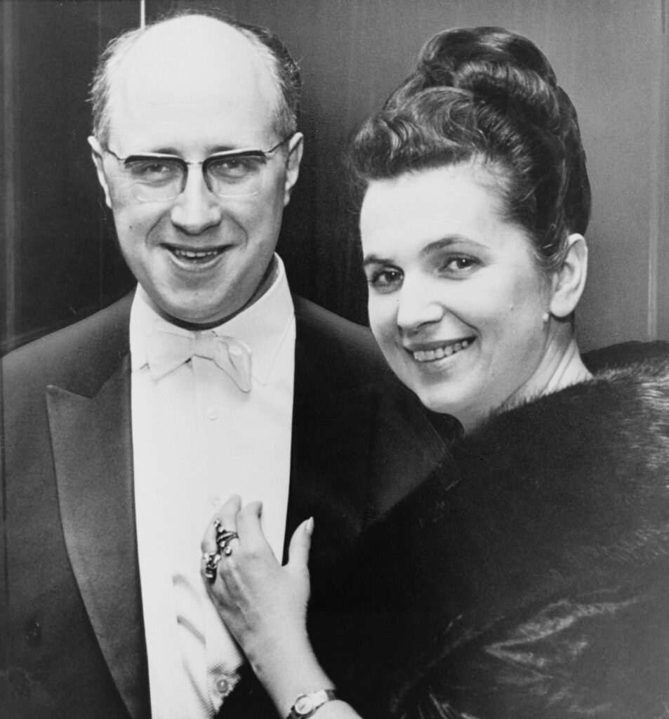 Mstislav_Rostropovich_and_Galina_Vishnevskaya_NYWTS_cropped