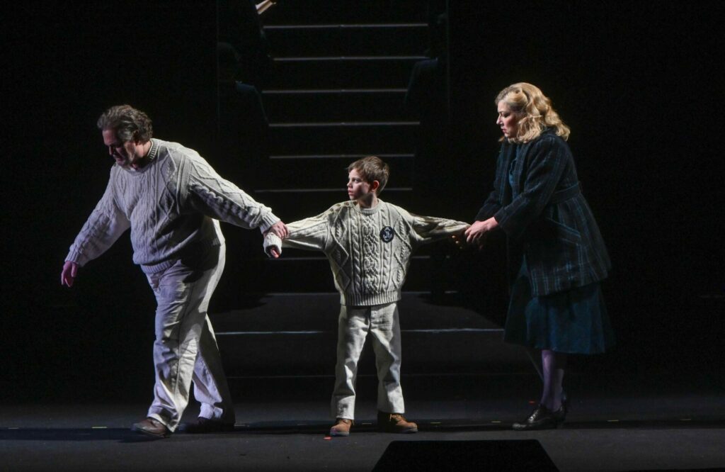 Peter Grimes Photo Hans Jörg Michel 2