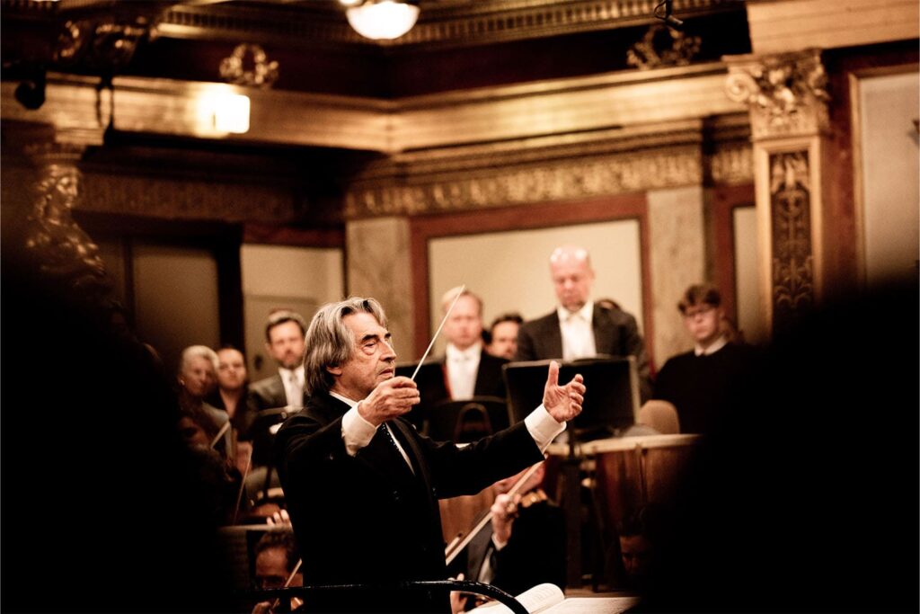 Riccardo-Muti-dirigiert-die-Wiener-Philharmoniker-©-Julia-Wesely-1