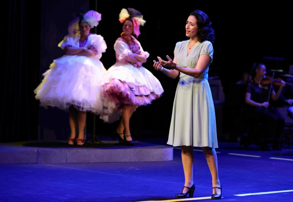 Sing mich um den Verstand! – Theater Lübeck. Operetten- und Musical-Revue.Fotos Lutz Roeßler