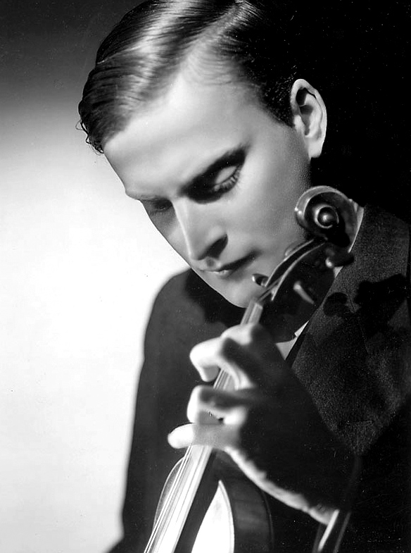 Yehudi_Menuhin_43