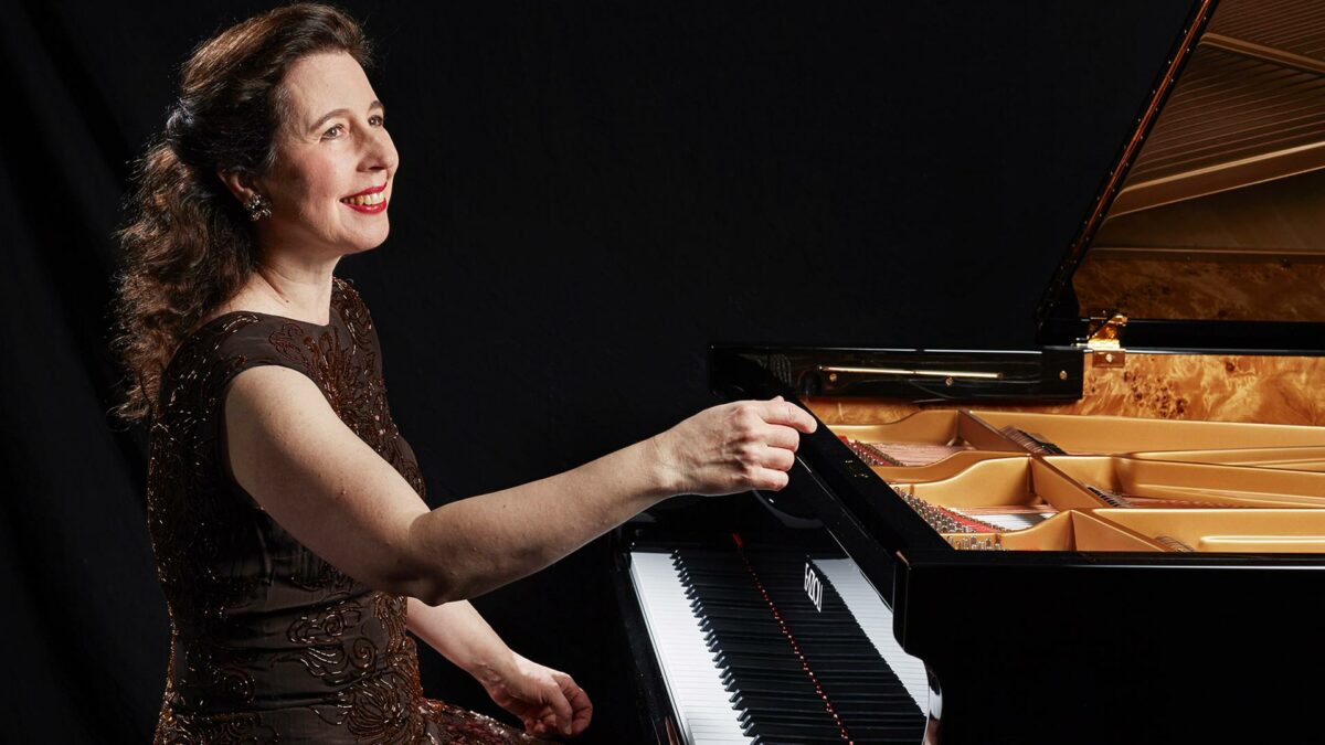 Sinfonieorchester Wuppertal, Patrick Hahn, Dirigent, Angela Hewitt, Piano  Kölner Philharmonie, 18. Januar 2023