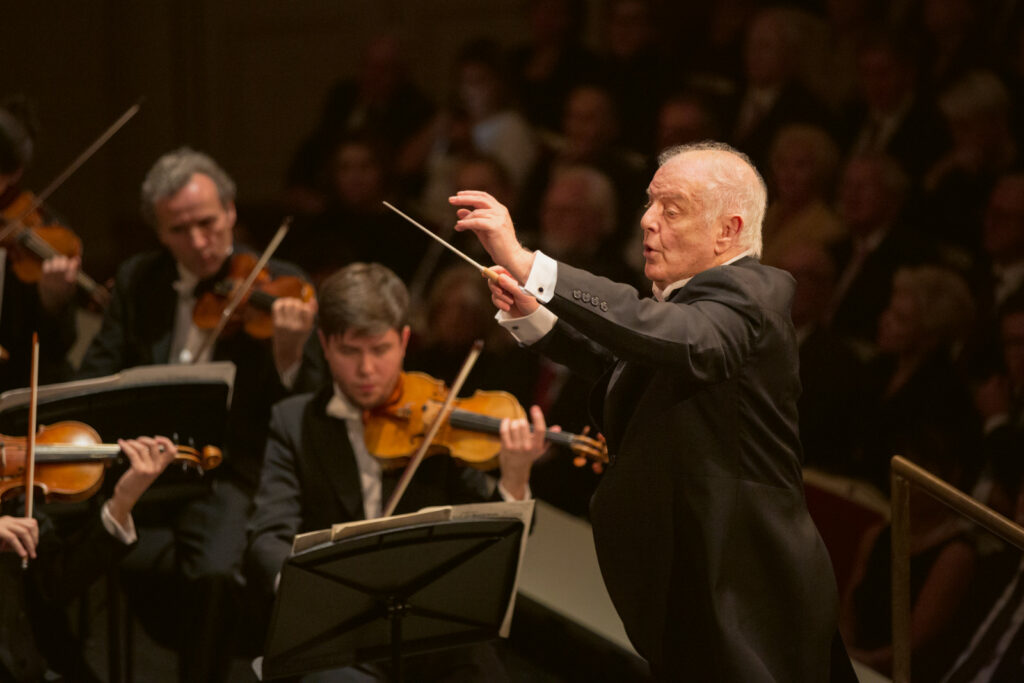 daniel-barenboim_c_holger_kettner