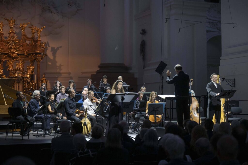 13.07.2026: Salzburger Festspiele- Oper „Passion“ in der KollegienkirchenSchnee von gestern, Schnee von morgen