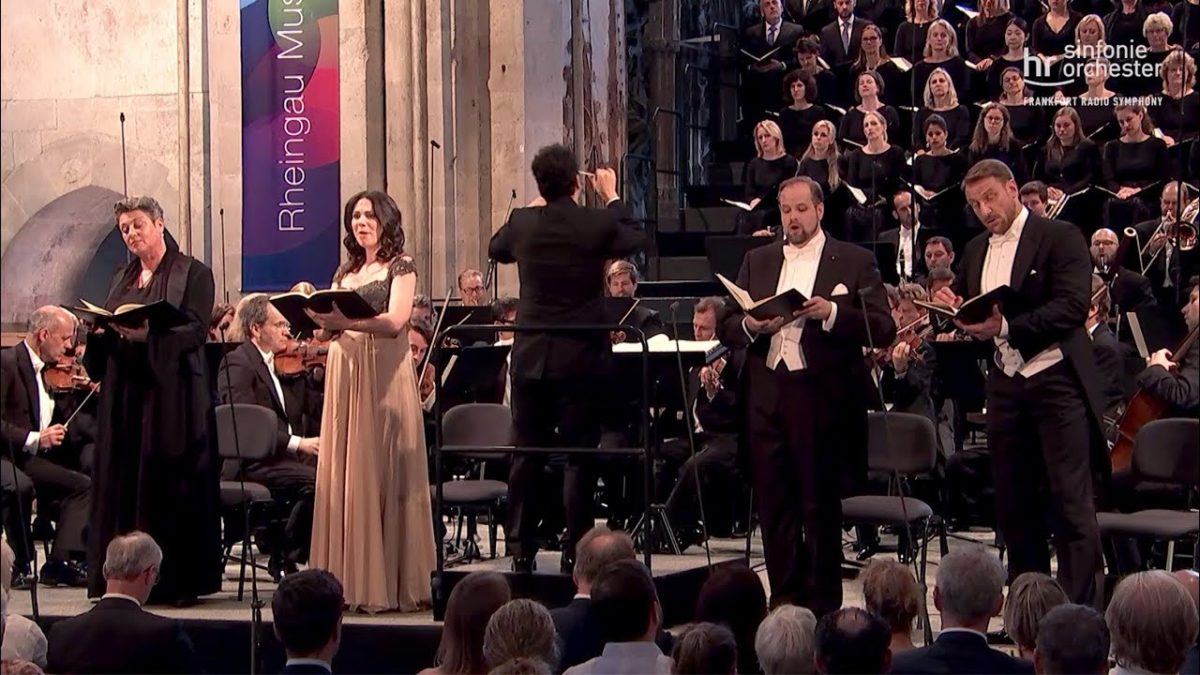 Mein Lieblingswerk der Oratorienliteratur:  Das „Stabat Mater“ von Antonín Dvořák  Meine Lieblingsmusik 48
