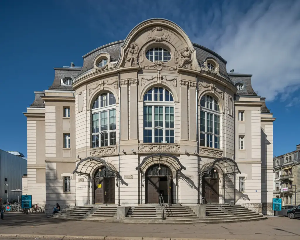 stgallen-tonhalle-c-asavin-wikipedia.jpg
